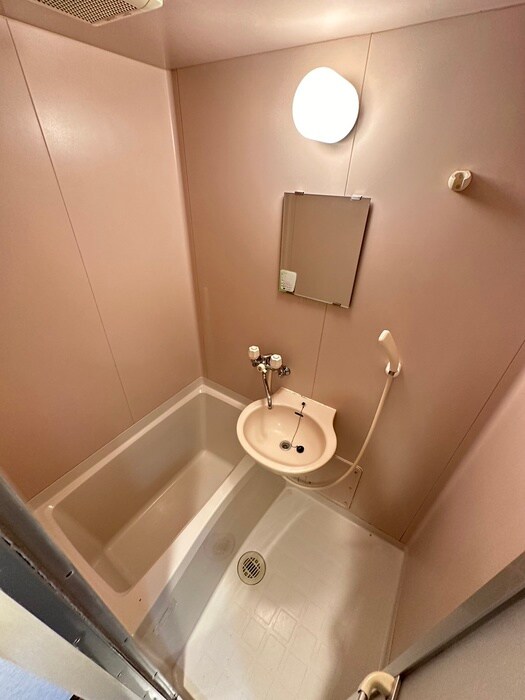 物件内観写真8　(バス／シャワールーム等)