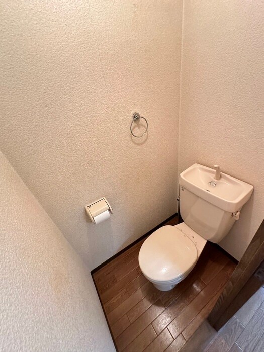 物件内観写真10　(トイレ)