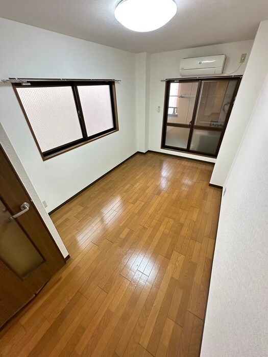 物件内観写真11　(居室)