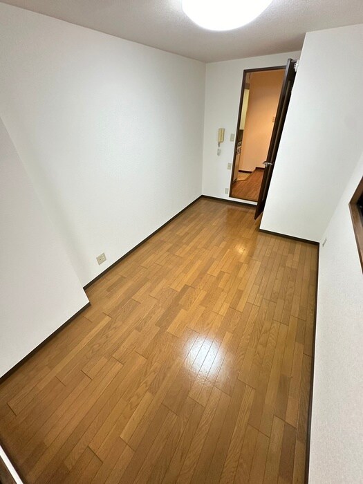 物件内観写真12　(居室)