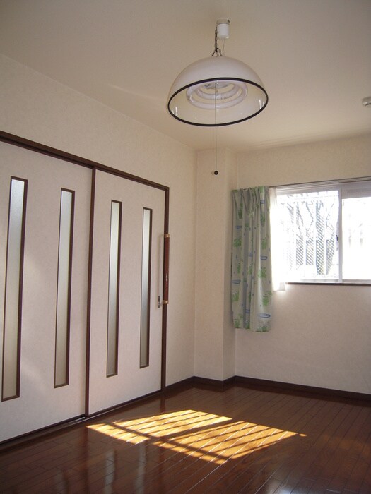 物件内観写真14　(居室)