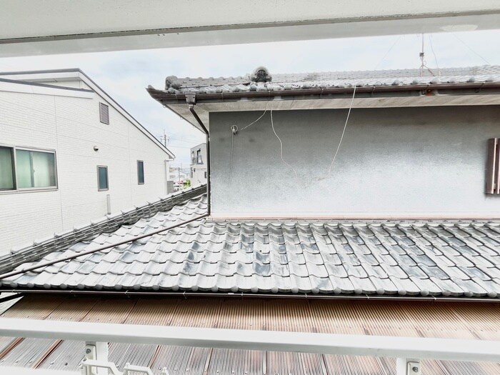 物件内観写真18　(室内からの展望)