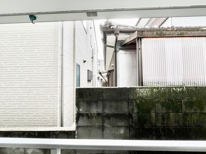 物件内観写真18　(室内からの展望)