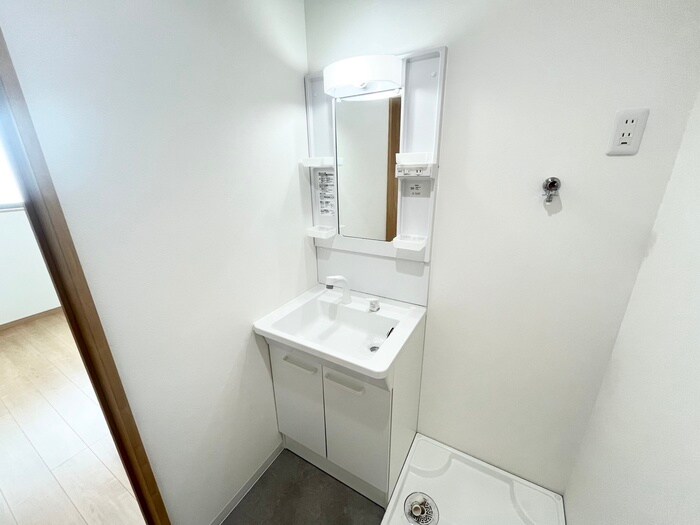 物件内観写真9　(洗面)