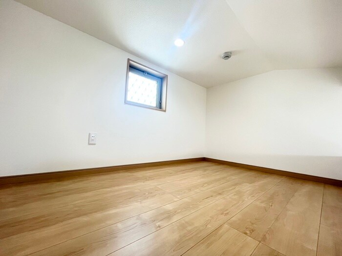 物件内観写真16　(ロフト)