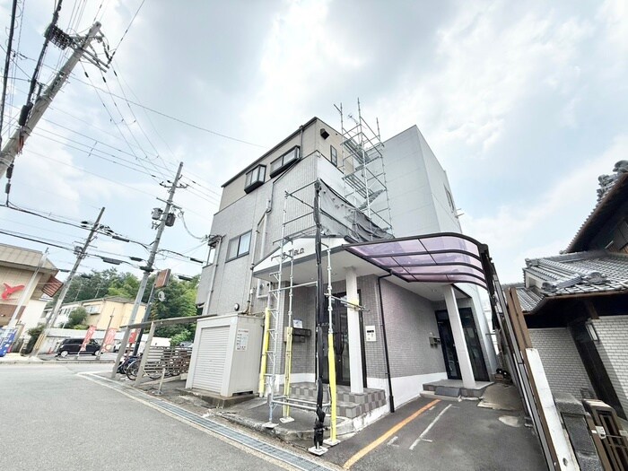 S.T  B.L.Dの物件外観写真