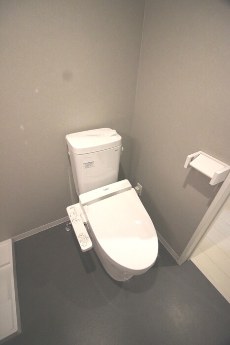 物件内観写真11　(トイレ)