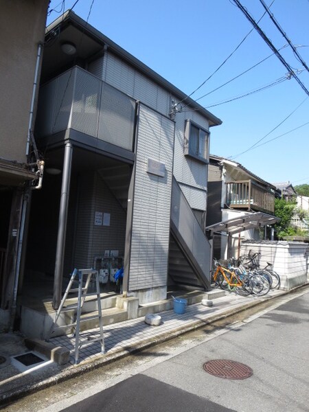 オアシススプリング外観写真