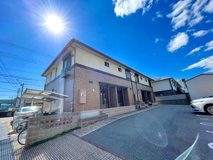 物件外観写真2　(外観写真)