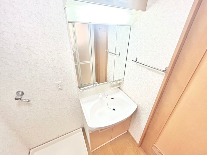 物件内観写真12　(洗面)