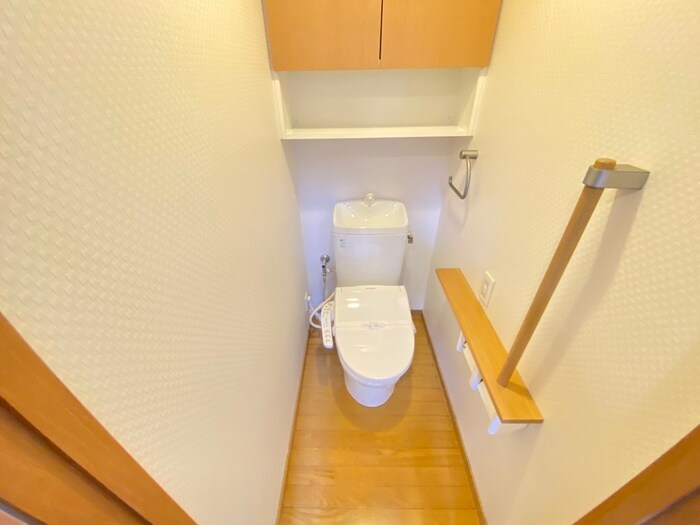 物件内観写真14　(トイレ)