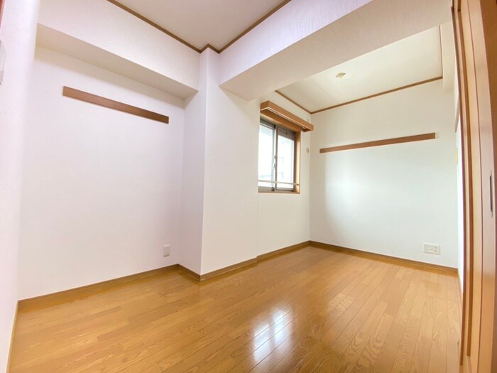 物件内観写真15　(居室)