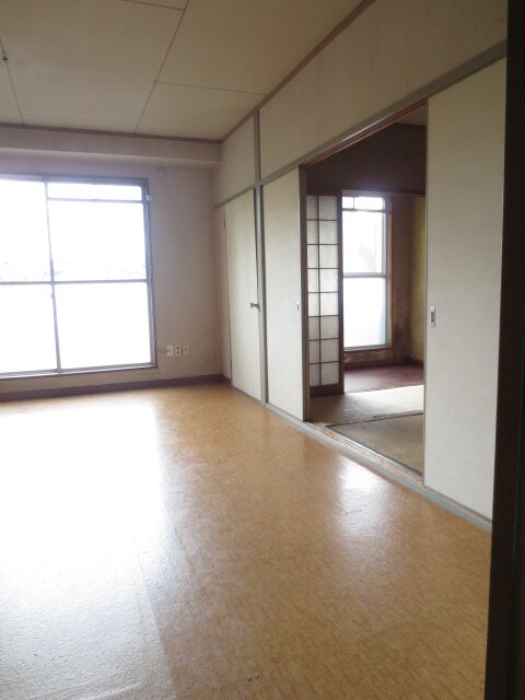 物件内観写真8　(居室)