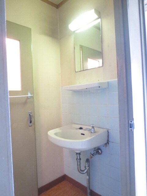 物件内観写真13　(洗面)