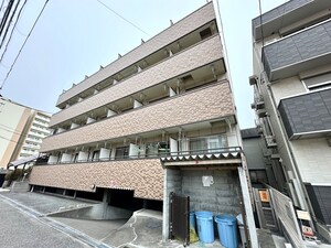 グロウパレス外観写真