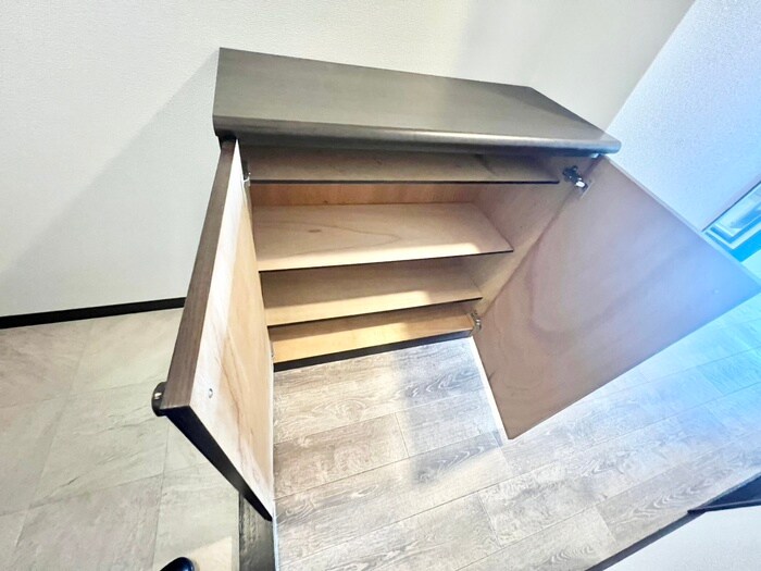 物件内観写真18　(靴箱)