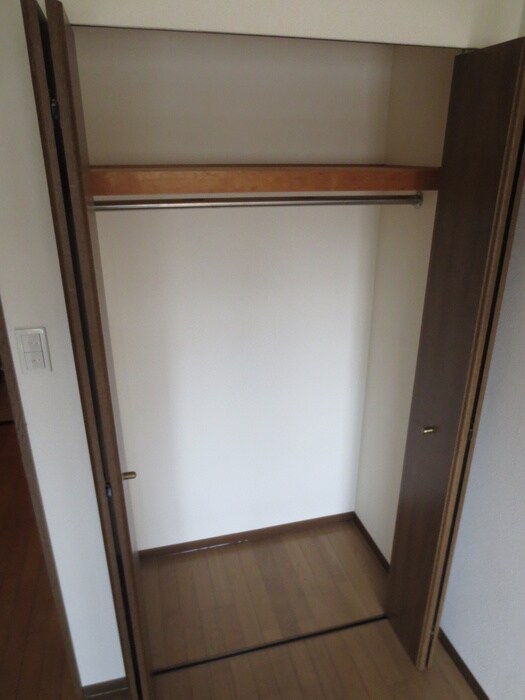 物件内観写真7　(収納)