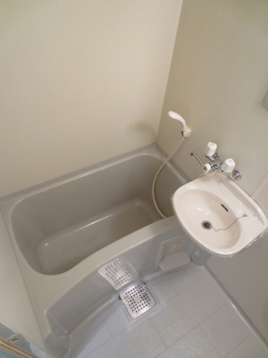 物件内観写真8　(バス／シャワールーム等)