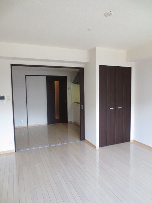 物件内観写真6　(居室)