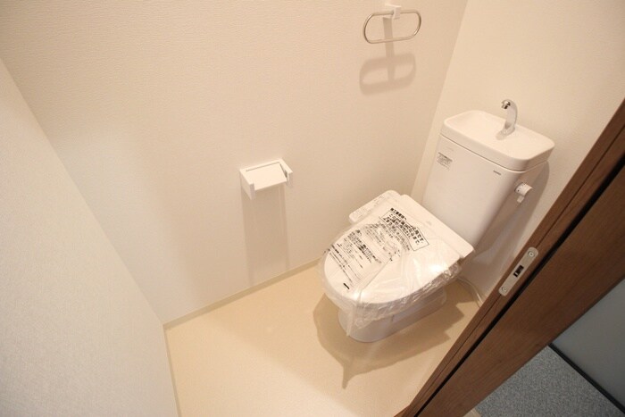 物件内観写真13　(トイレ)