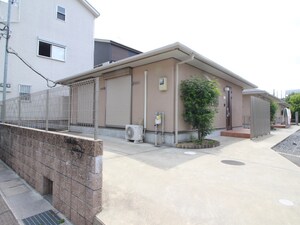 ヴィラ・フィオ－レ(2号室)外観写真