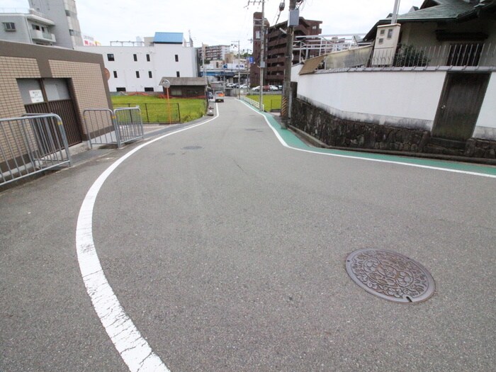 物件外観写真6　(周辺環境)