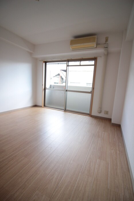 物件内観写真16　(居室)