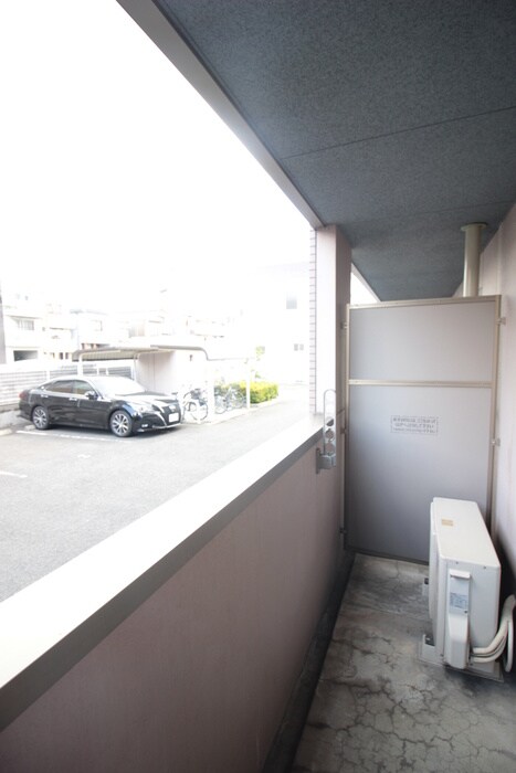 物件内観写真22　(室内からの展望)