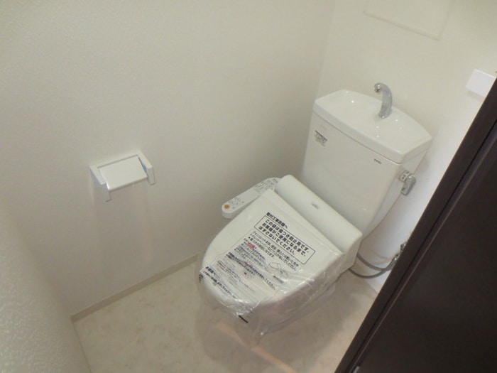 物件内観写真11　(トイレ)