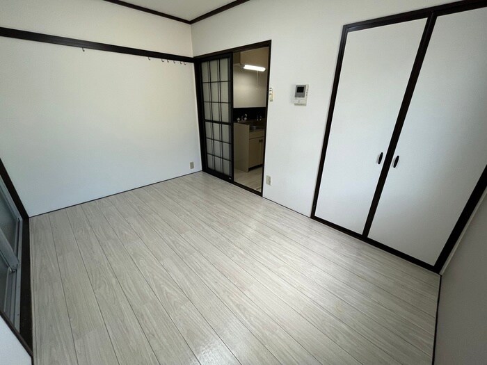 物件内観写真10　(居室)