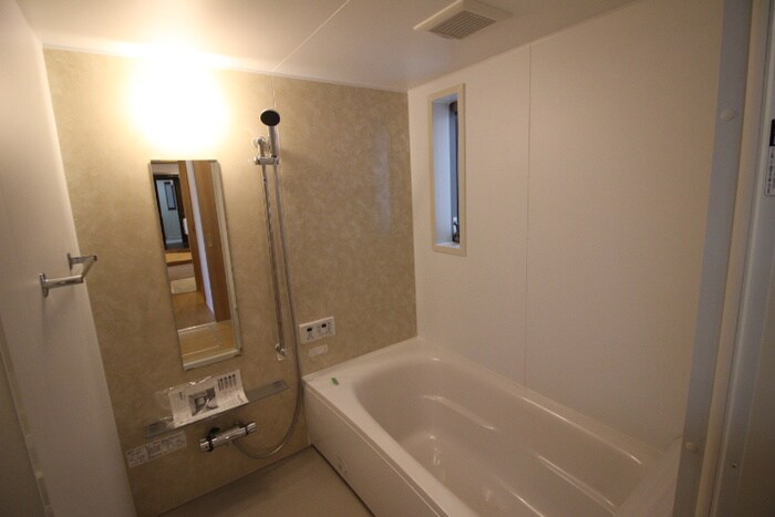 物件内観写真4　(バス／シャワールーム等)