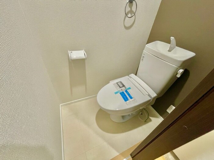 物件内観写真16　(トイレ)