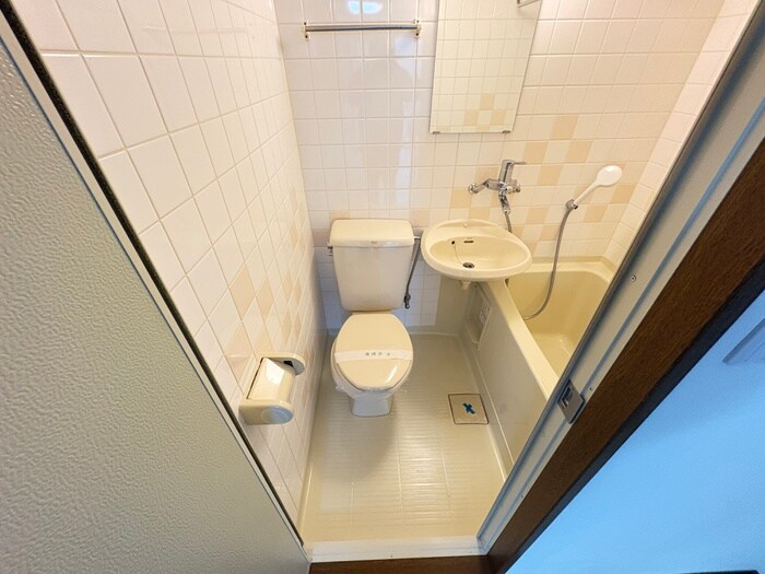 物件内観写真12　(トイレ)