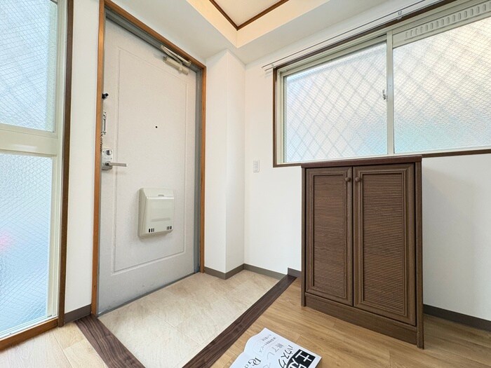 物件内観写真14　(靴箱)