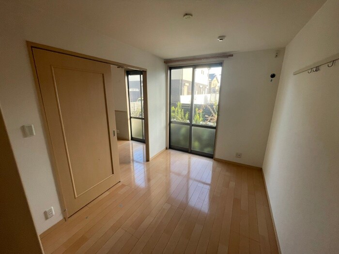 物件内観写真10　(居室)