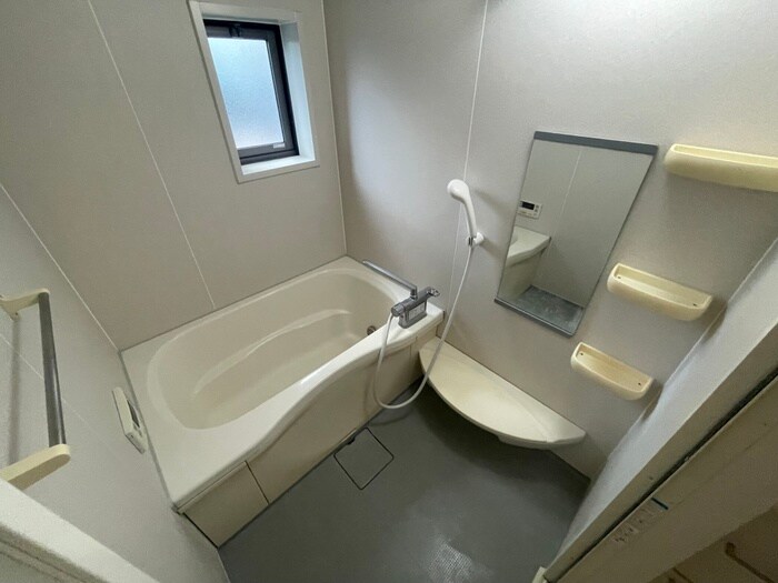 物件内観写真12　(バス／シャワールーム等)