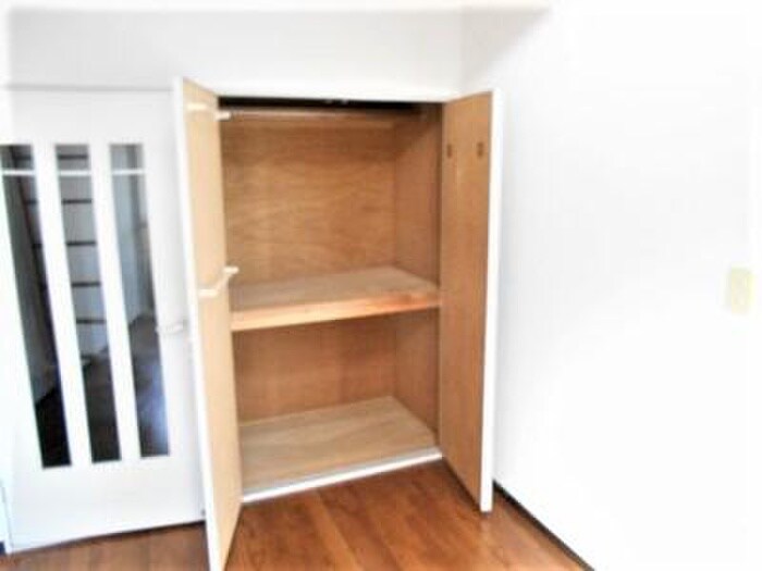 物件内観写真12　(収納)