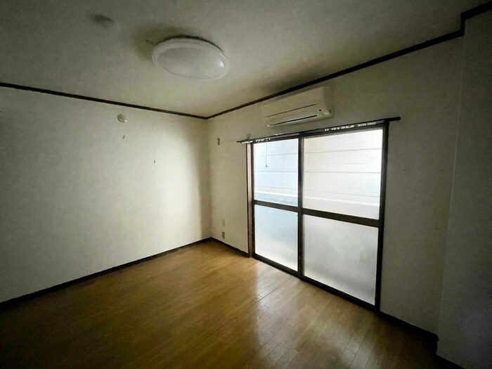 物件内観写真10　(居室)