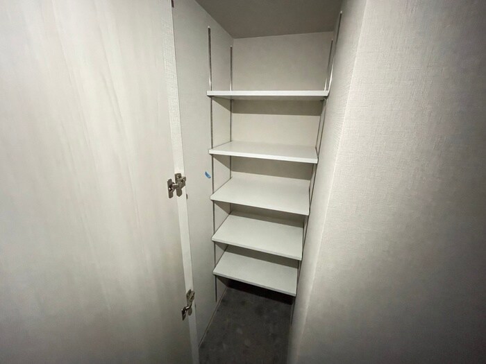 物件内観写真18　(靴箱)