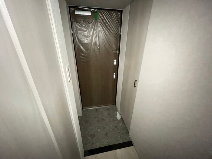 物件内観写真21　(玄関)