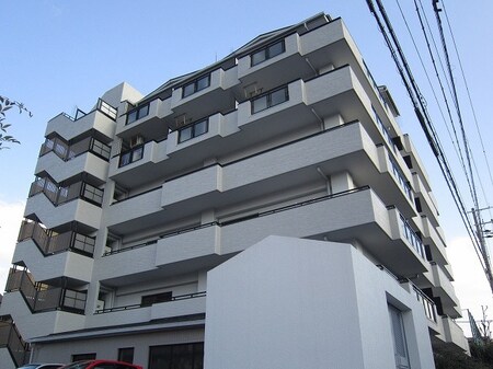 穂積マンション外観写真
