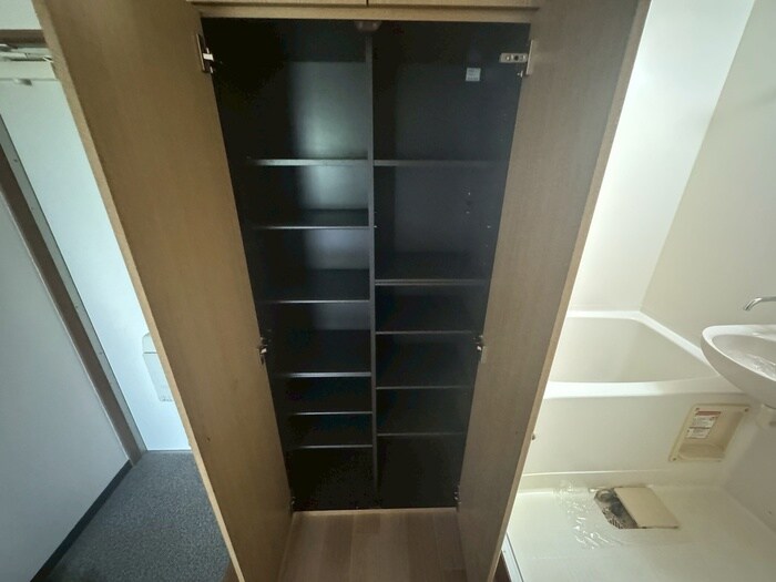 物件内観写真15　(靴箱)