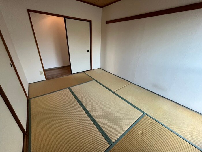 物件内観写真10　(居室)