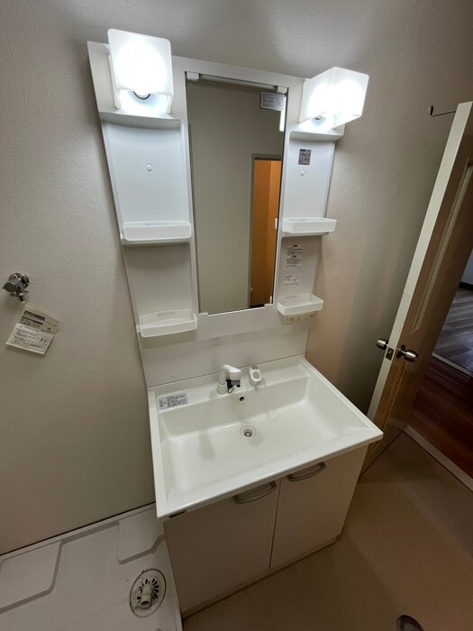 物件内観写真14　(洗面)