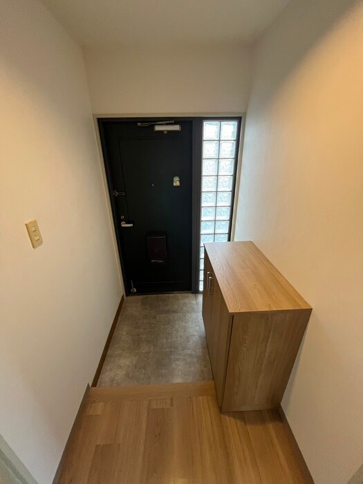 物件内観写真20　(玄関)