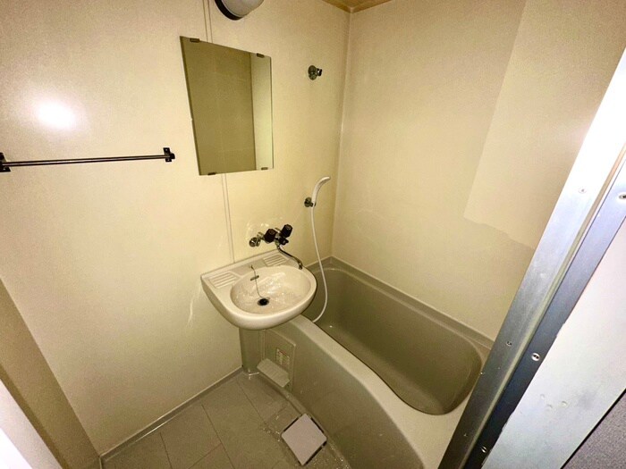 物件内観写真12　(バス／シャワールーム等)