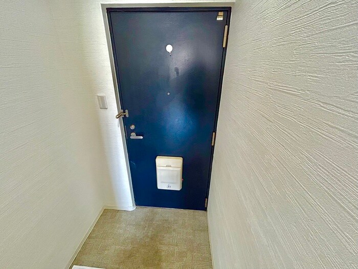 物件内観写真14　(玄関)