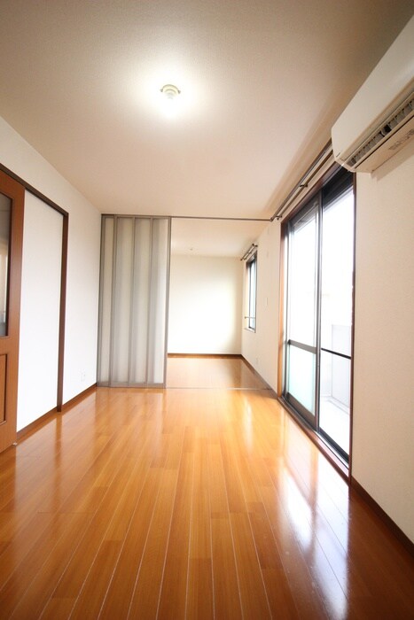 物件内観写真16　(居室)