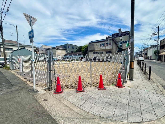 スペチアーレ鷹合の建築中