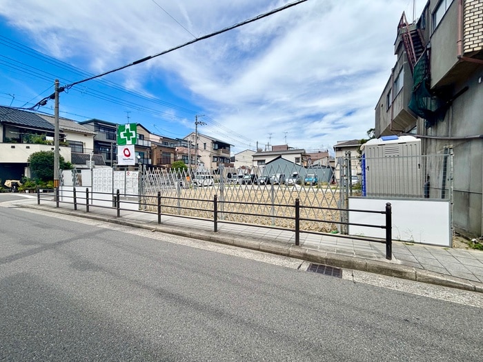 スペチアーレ鷹合のエントランス部分